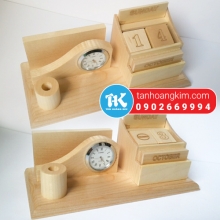 Lịch gỗ để bàn có đồng hồ cao cấp THK LG 01